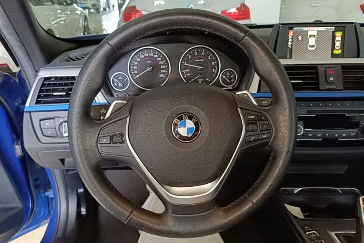 Used BMW 3 Series 2017 320i M Sport Steering Wheel