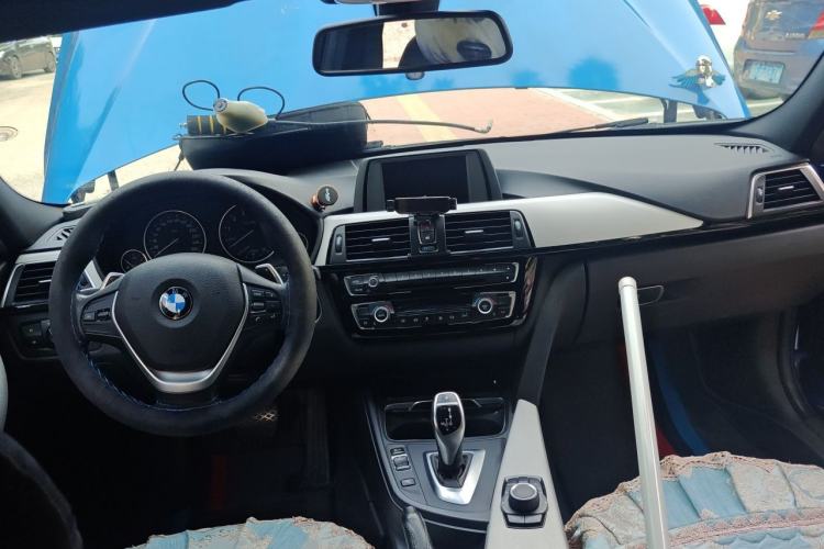 Used BMW 3 Series 2017 320i M Sport Steering Wheel