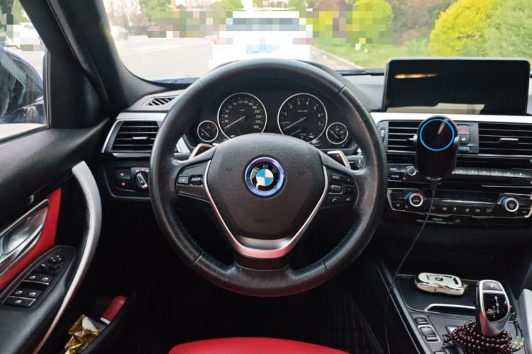 Used BMW 3 Series 2017 320i M Sport Steering Wheel
