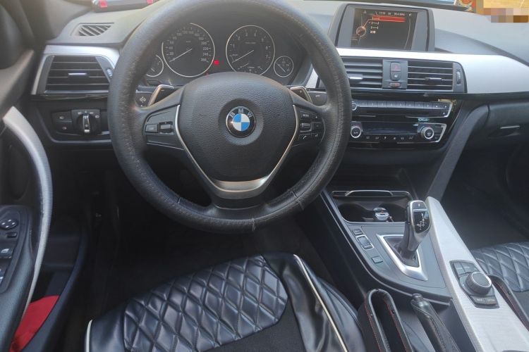 Used BMW 3 Series 2017 320i M Sport Steering Wheel