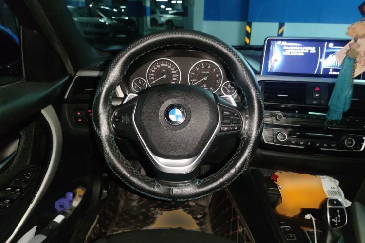Used BMW 3 Series 2017 320i M Sport Steering Wheel