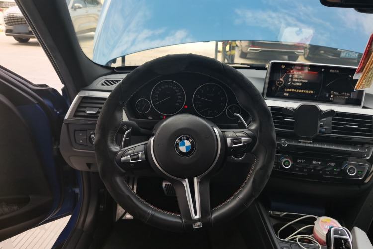 Used BMW 3 Series 2017 320i M Sport Steering Wheel