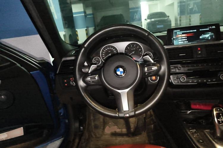 Used BMW 3 Series 2017 330i M Sport Edition Steering Wheel