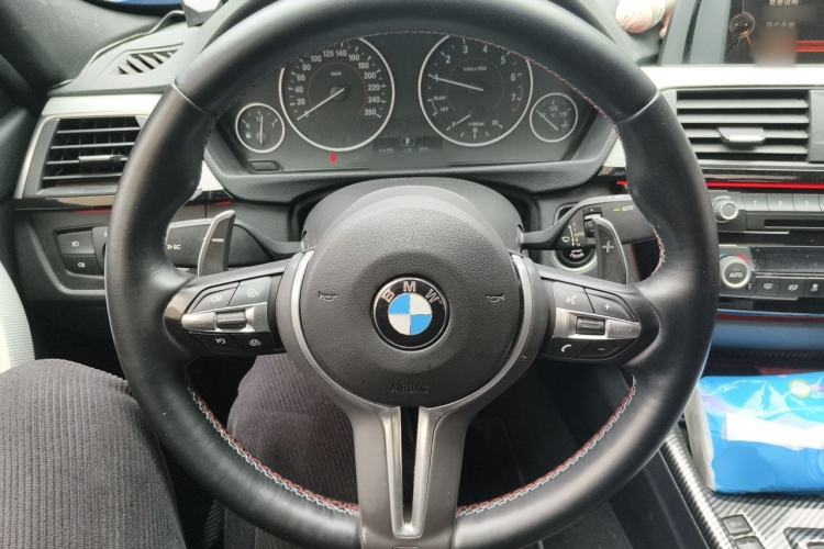 Used BMW 3 Series 2017 320i M Sport Steering Wheel