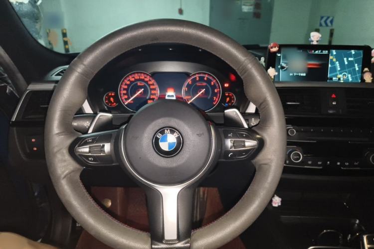 Used BMW 3 Series 2017 330i M Sport Edition Steering Wheel