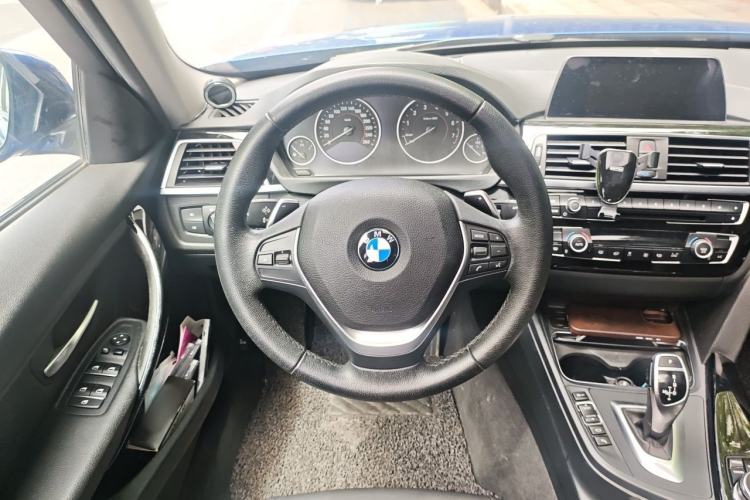 Used BMW 3 Series 2017 320Li M Sport Edition Steering Wheel