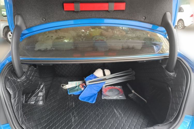 Used BMW 3 Series 2017 320i M Sport Trunk