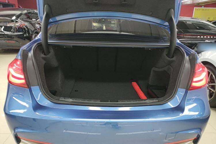 Used BMW 3 Series 2017 320Li M Sport Edition Trunk