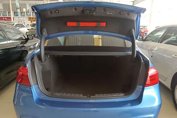 Used BMW 3 Series 2017 320Li M Sport Edition Trunk