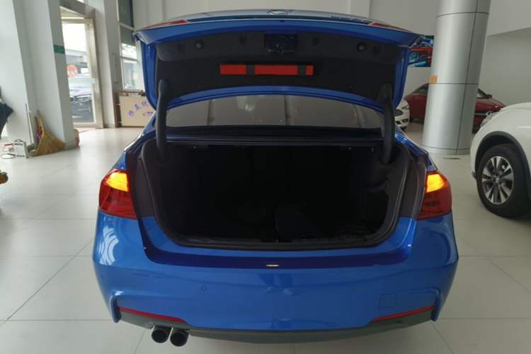 Used BMW 3 Series 2017 320Li M Sport Edition Trunk