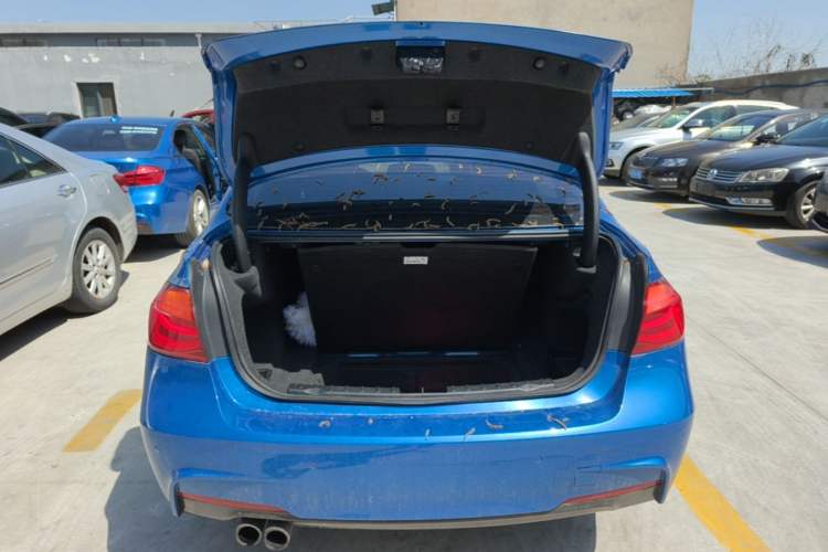 Used BMW 3 Series 2017 320Li M Sport Edition Trunk