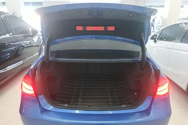 Used BMW 3 Series 2017 320Li M Sport Edition Trunk