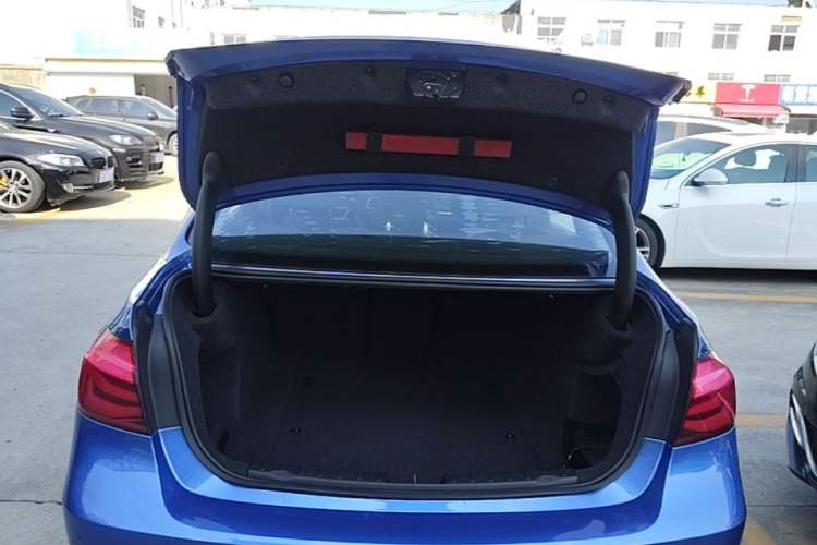 Used BMW 3 Series 2017 320Li M Sport Edition Trunk