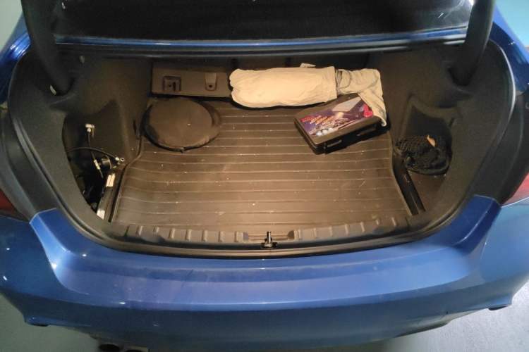 Used BMW 3 Series 2017 320Li M Sport Edition Trunk