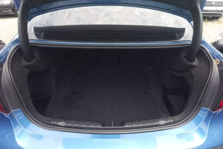 Used BMW 3 Series 2017 330Li M Sport Edition Trunk
