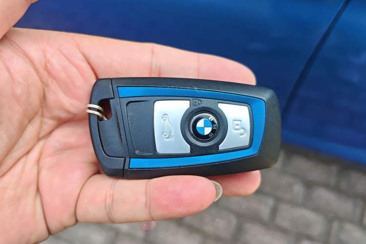 Used BMW 3 Series 2017 320i M Sport Vehicle Key
