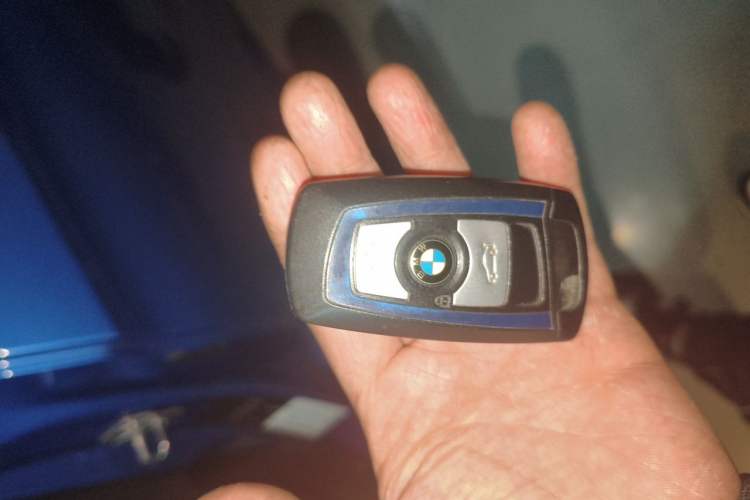 Used BMW 3 Series 2017 320i M Sport Vehicle Key
