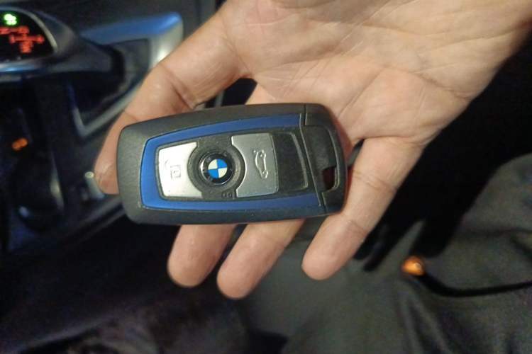 Used BMW 3 Series 2017 320i M Sport Vehicle Key