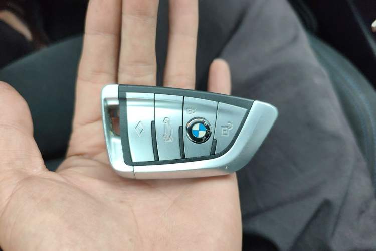 Used BMW 3 Series 2017 320i M Sport Vehicle Key