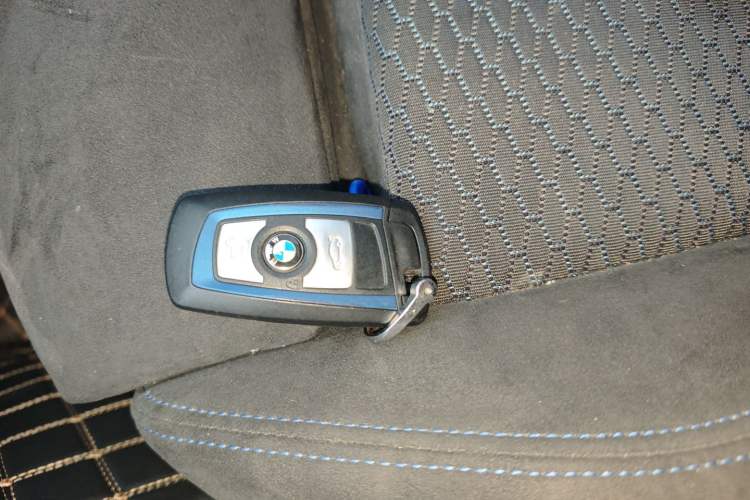 Used BMW 3 Series 2017 320i M Sport Vehicle Key