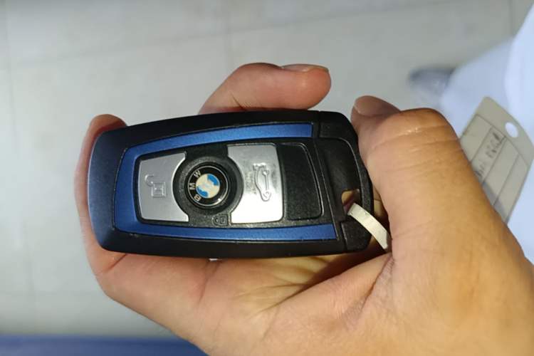 Used BMW 3 Series 2017 320i M Sport Vehicle Key