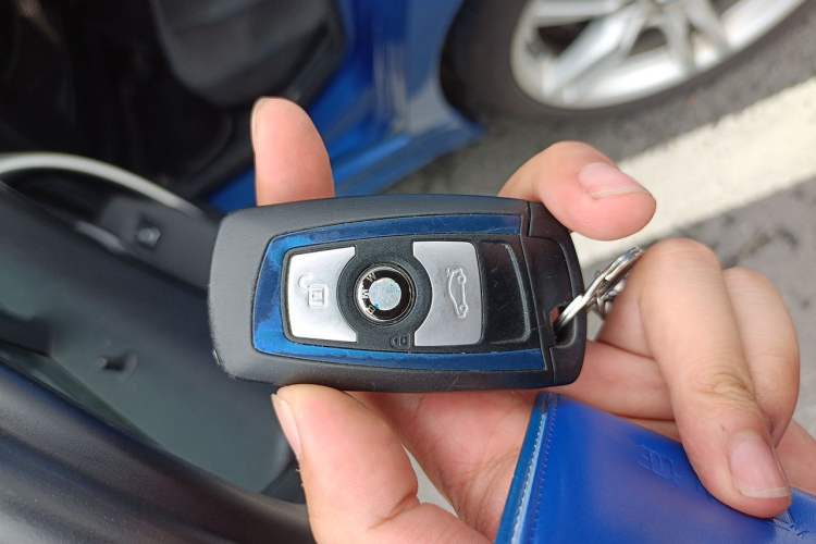 Used BMW 3 Series 2017 320i M Sport Vehicle Key