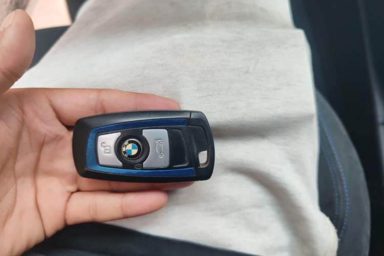 Used BMW 3 Series 2017 320i M Sport Vehicle Key