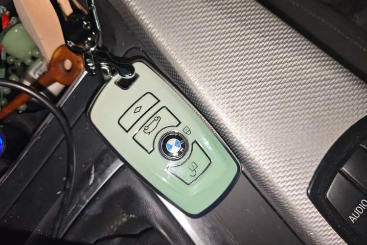 Used BMW 3 Series 2017 320i M Sport Vehicle Key