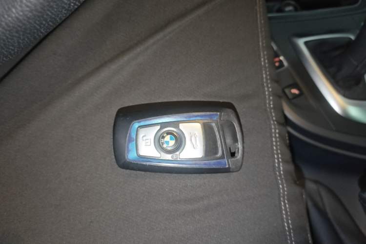 Used BMW 3 Series 2017 320i M Sport Vehicle Key