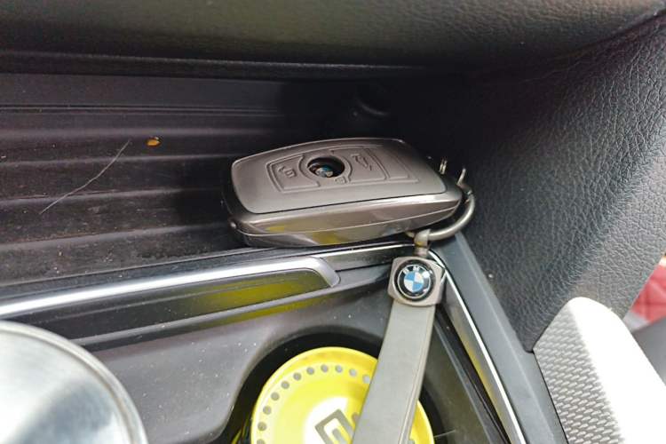 Used BMW 3 Series 2017 320i M Sport Vehicle Key