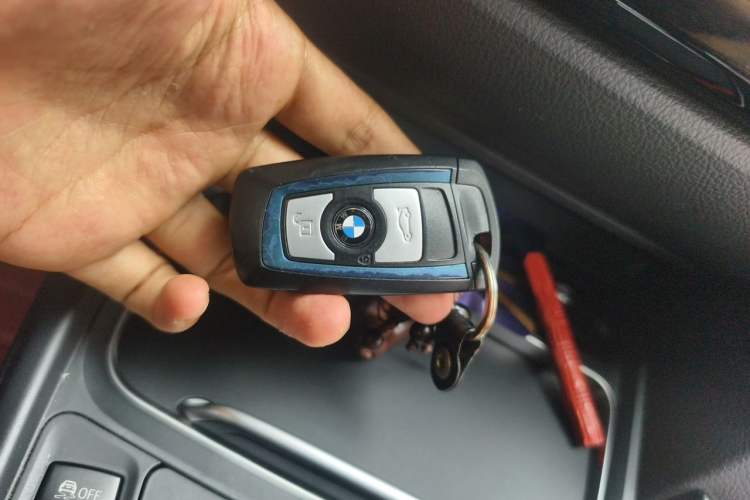 Used BMW 3 Series 2017 320Li M Sport Edition Vehicle Key