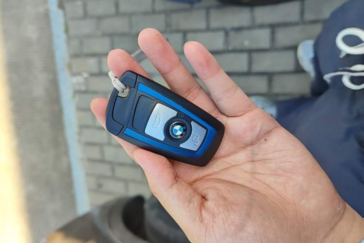 Used BMW 3 Series 2017 320i M Sport Vehicle Key