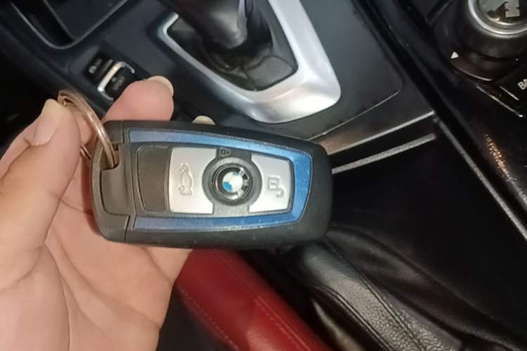 Used BMW 3 Series 2017 320i M Sport Vehicle Key