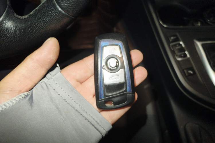 Used BMW 3 Series 2017 320Li M Sport Edition Vehicle Key