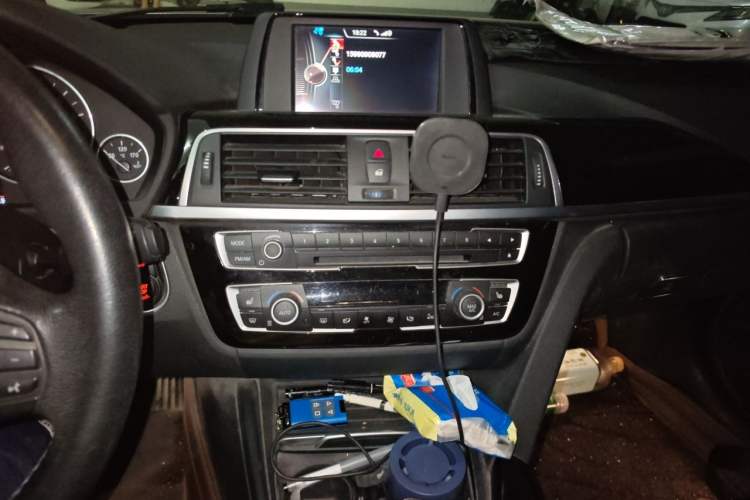 Used BMW 3 Series 2017 320Li Fashion Model Audio And AC Panel