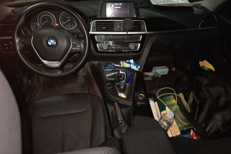 Used BMW 3 Series 2017 320Li Fashion Model Center Console