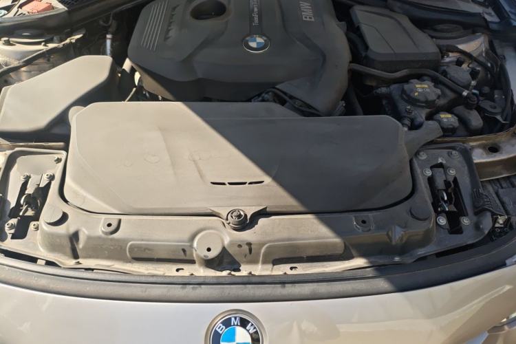 Used BMW 3 Series 2017 320Li Fashion Model Engine Bay