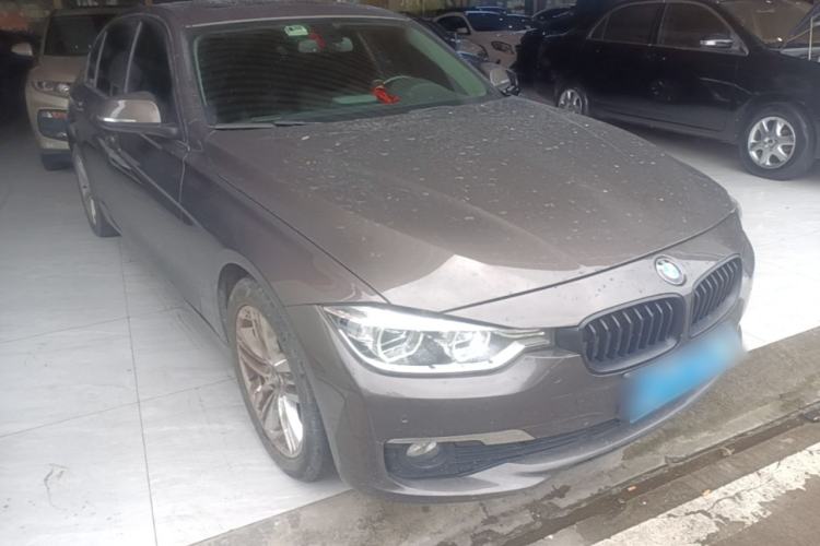 Used BMW 3 Series 2017 320Li Fashion Model Front Right 45 Deg