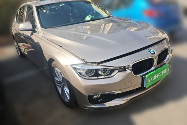 Used BMW 3 Series 2017 320Li Fashion Model Front Right 45 Deg