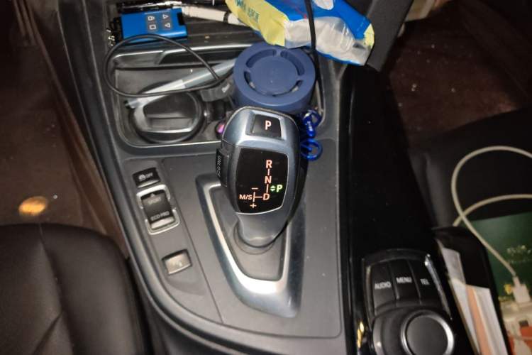 Used BMW 3 Series 2017 320Li Fashion Model Gear Lever