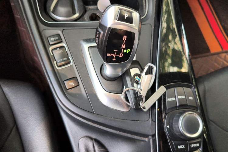 Used BMW 3 Series 2017 318Li Fashion Model Gear Lever