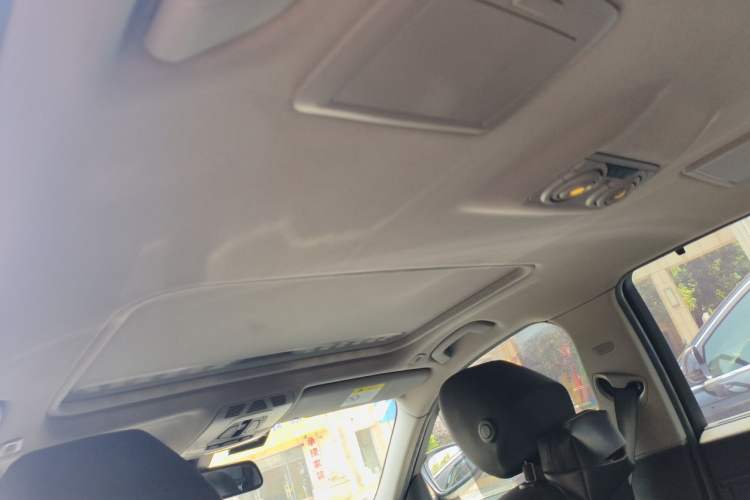 Used BMW 3 Series 2017 320Li Fashion Model Headliner