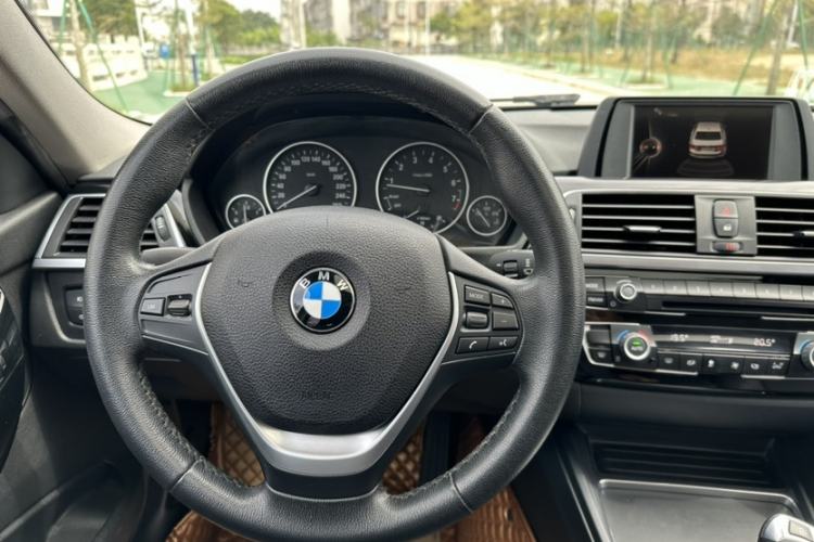 Used BMW 3 Series 2017 320Li Fashion Model Interior 8