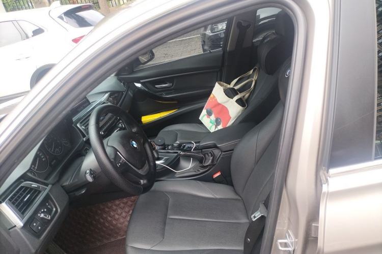 Used BMW 3 Series 2017 320Li Fashion Model Left Front Seat