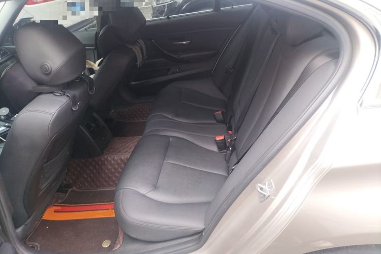 Used BMW 3 Series 2017 320Li Fashion Model Left Rear Seat
