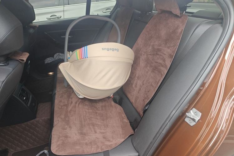 Used BMW 3 Series 2017 318i Fashion Model Left Rear Seat