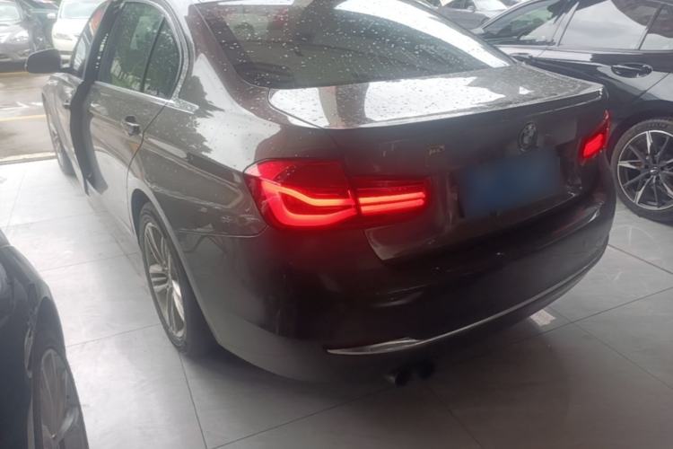 Used BMW 3 Series 2017 320Li Fashion Model Rear Left 45 Deg