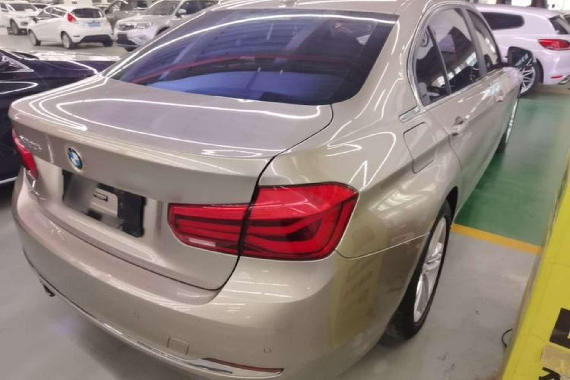 Used BMW 3 Series 2017 320Li xDrive Fashion Model Rear Right 45 Deg