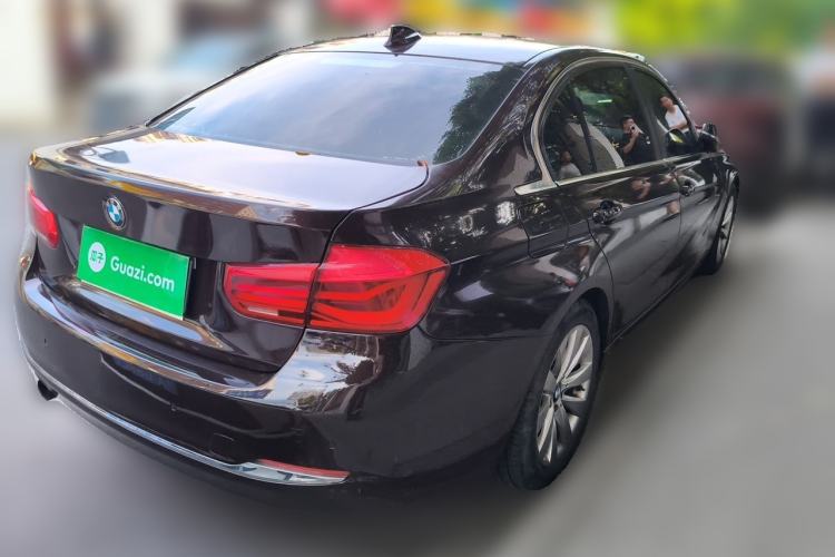 Used BMW 3 Series 2017 318Li Fashion Model Rear Right 45 Deg