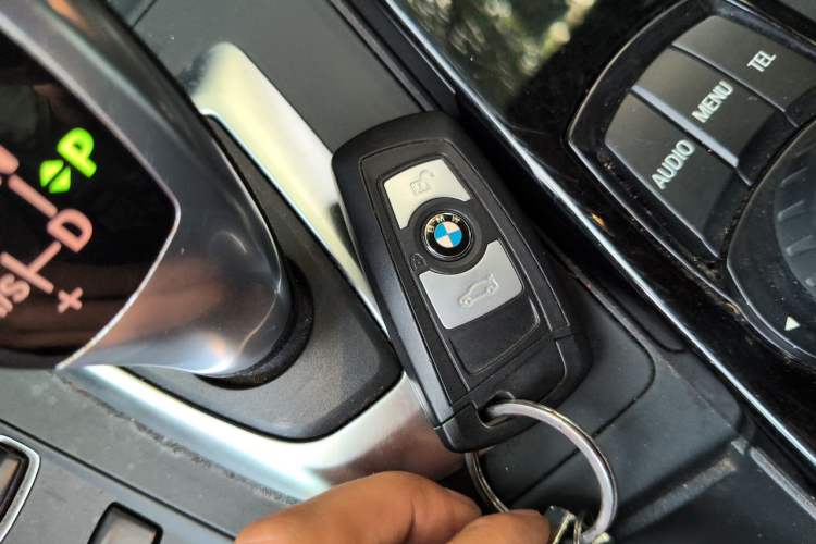 Used BMW 3 Series 2017 318Li Fashion Model Vehicle Key